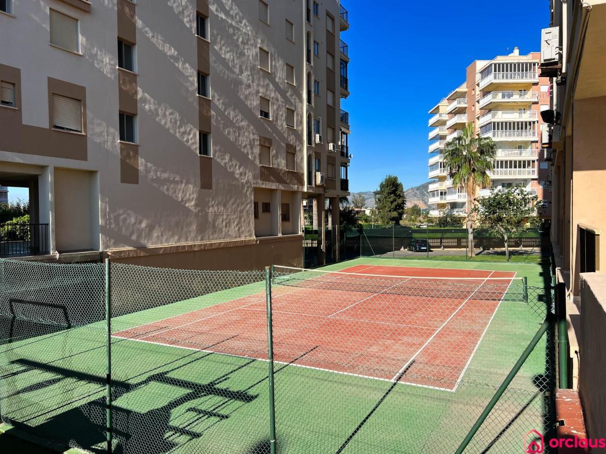 Lindo Al Mar Con Piscina/Tenis Бенікасім Екстер'єр фото